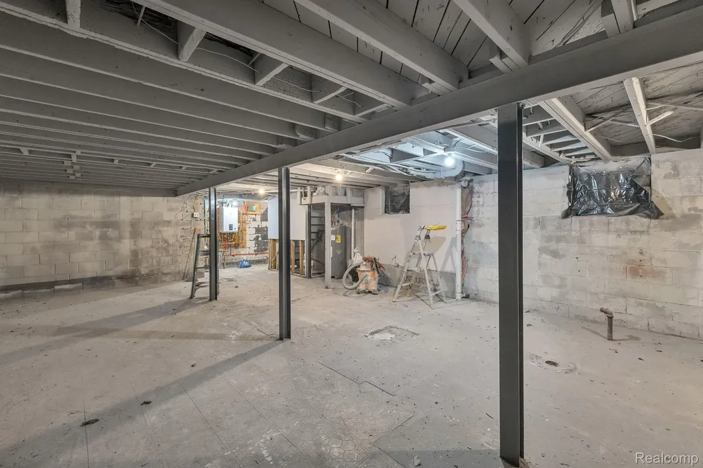 20035 Coventry Street Highland Park City MI 48203
