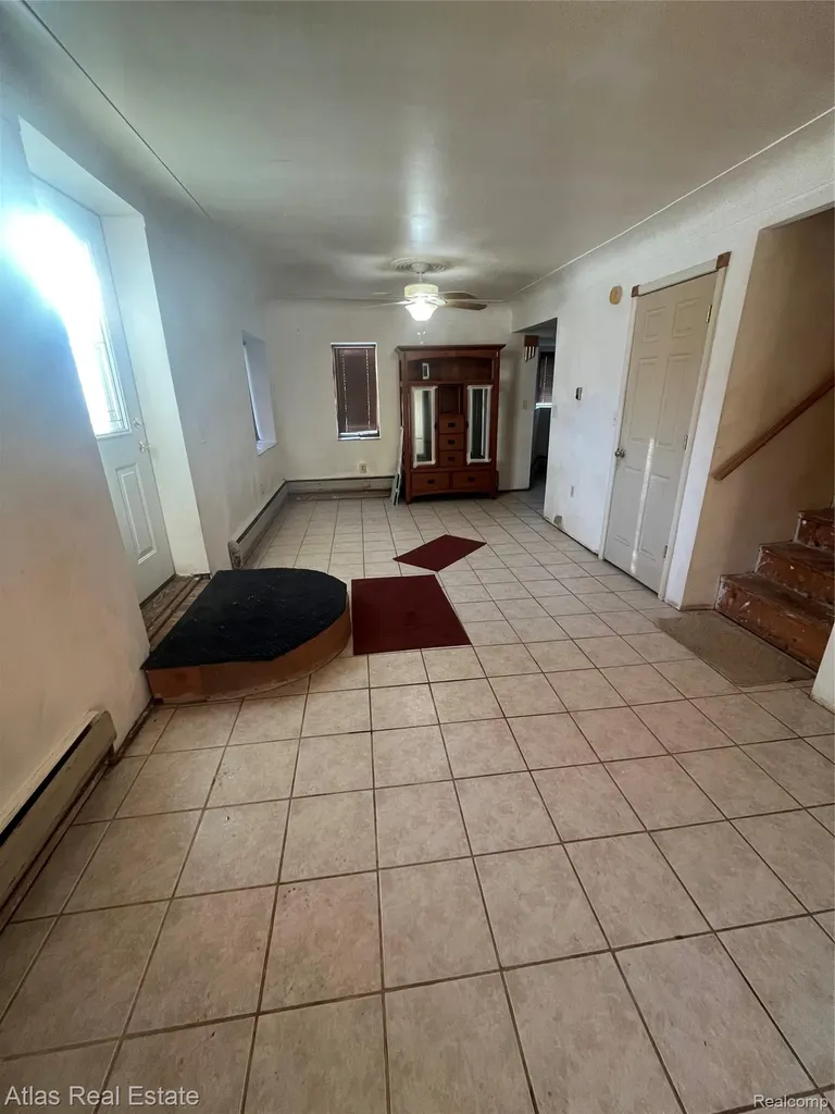 4067 Jefferson Street Burton City MI 48509