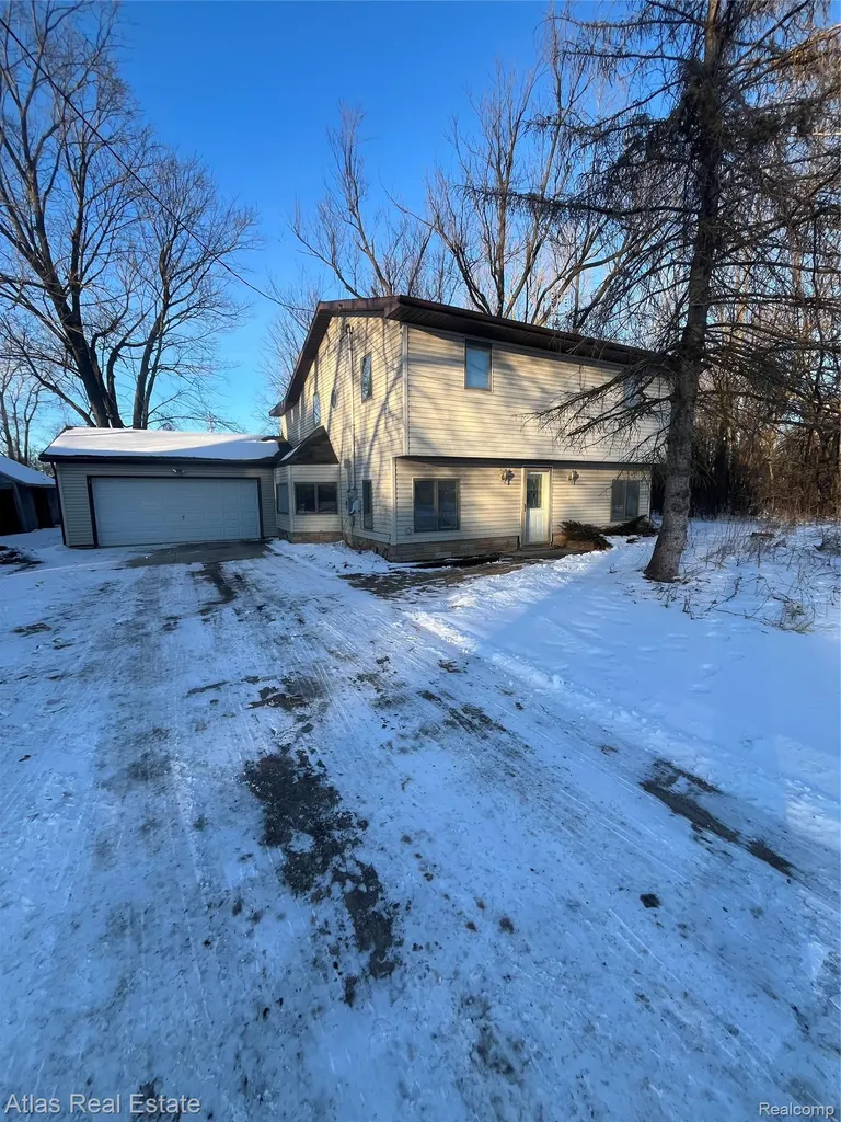 4067 Jefferson Street Burton City MI 48509