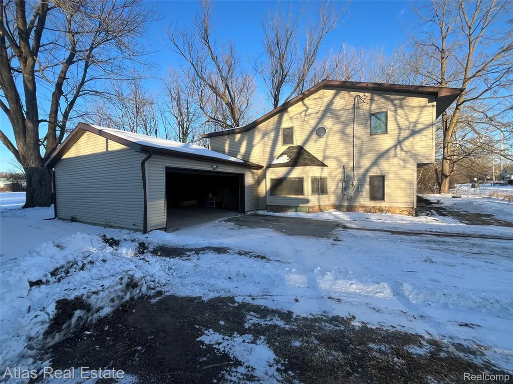 4067 Jefferson Street Burton City MI 48509