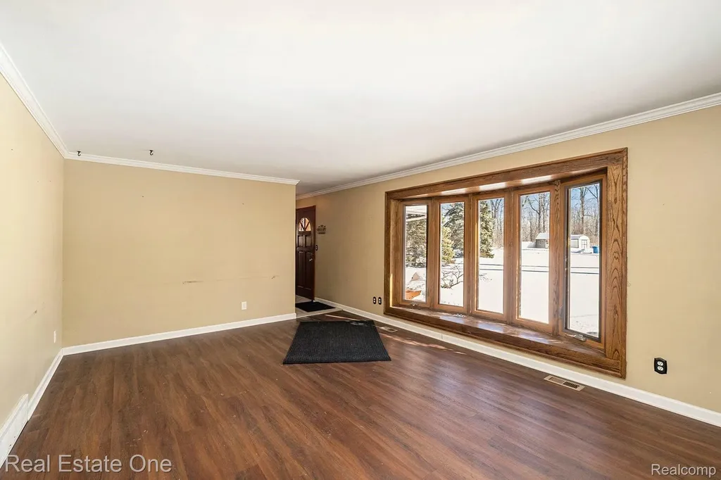 11422 Skyline Drive Fenton Charter Township MI 48430