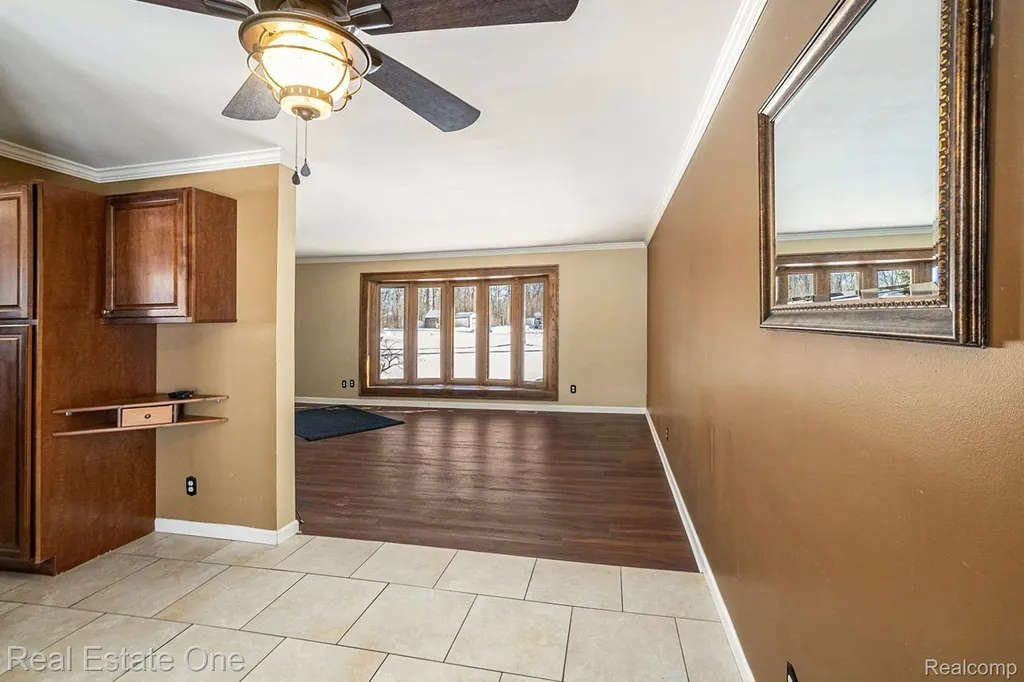 11422 Skyline Drive Fenton Charter Township MI 48430