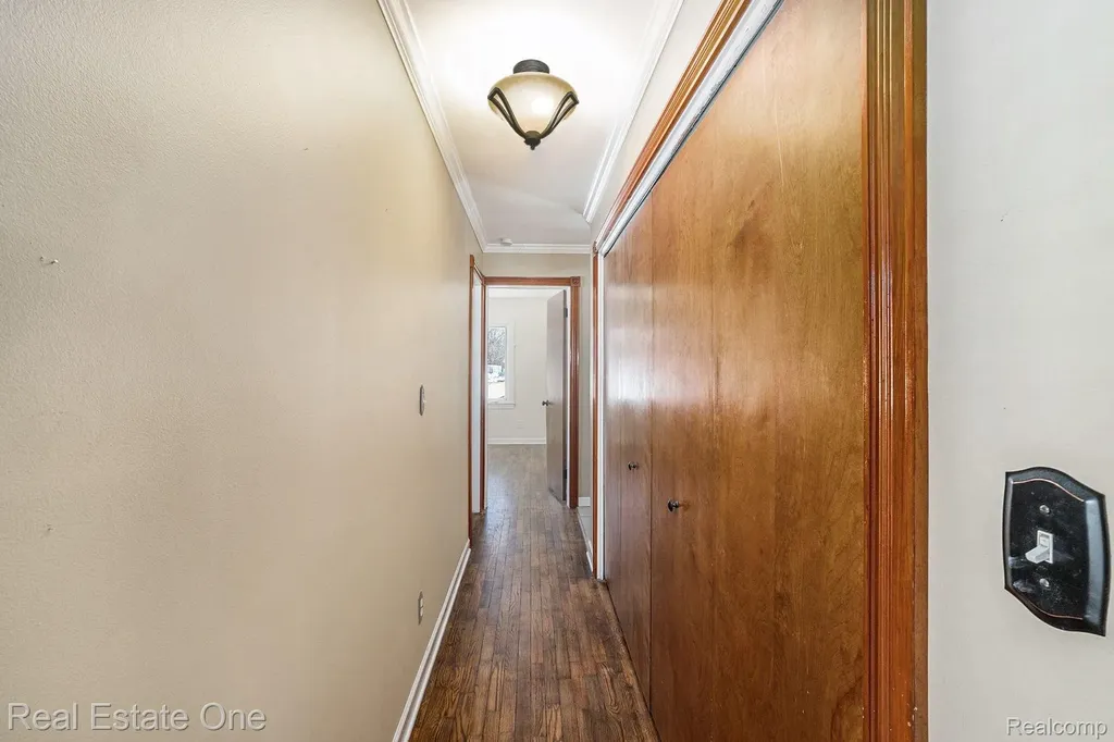 11422 Skyline Drive Fenton Charter Township MI 48430