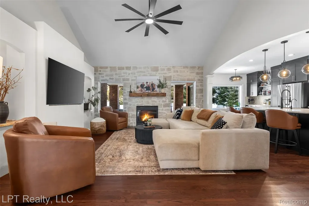 4525 Mapleton Drive Genoa Township MI 48843