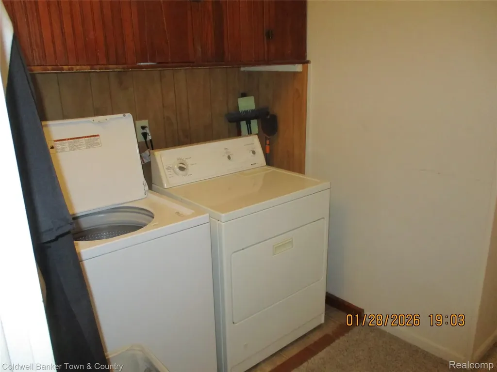 435 E Grand River Avenue Fowlerville Village MI 48836