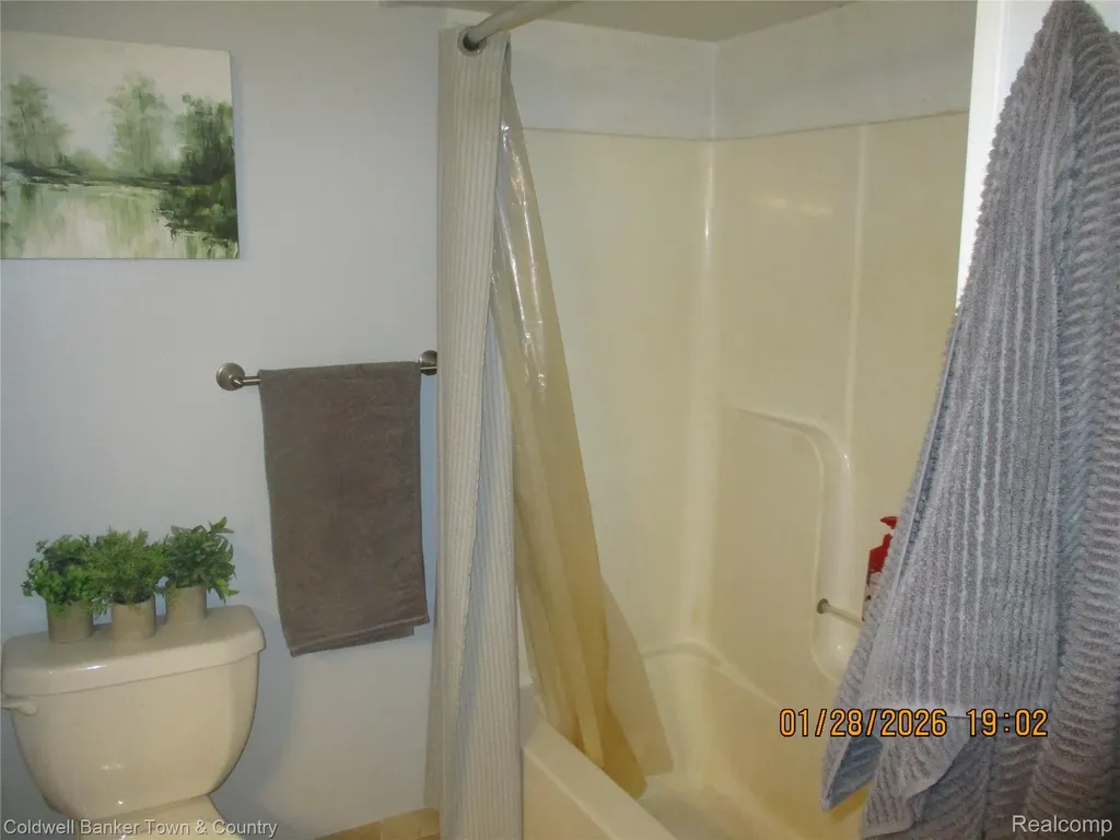 435 E Grand River Avenue Fowlerville Village MI 48836