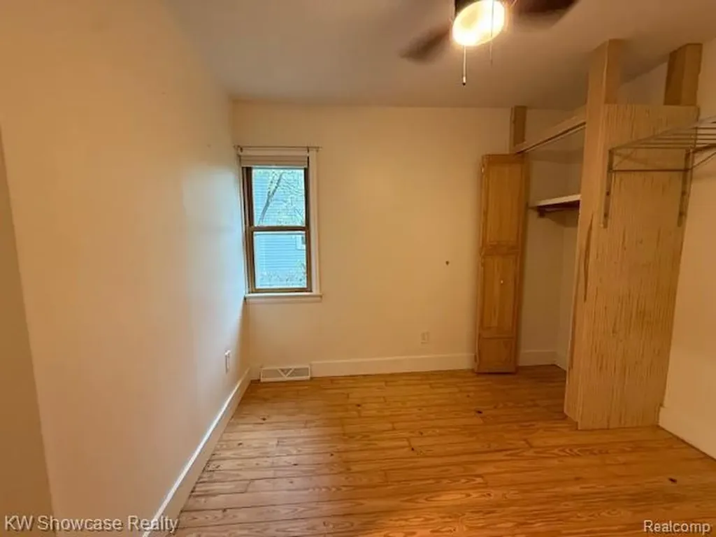 609 Elkinford Drive White Lake Charter Township MI 48383