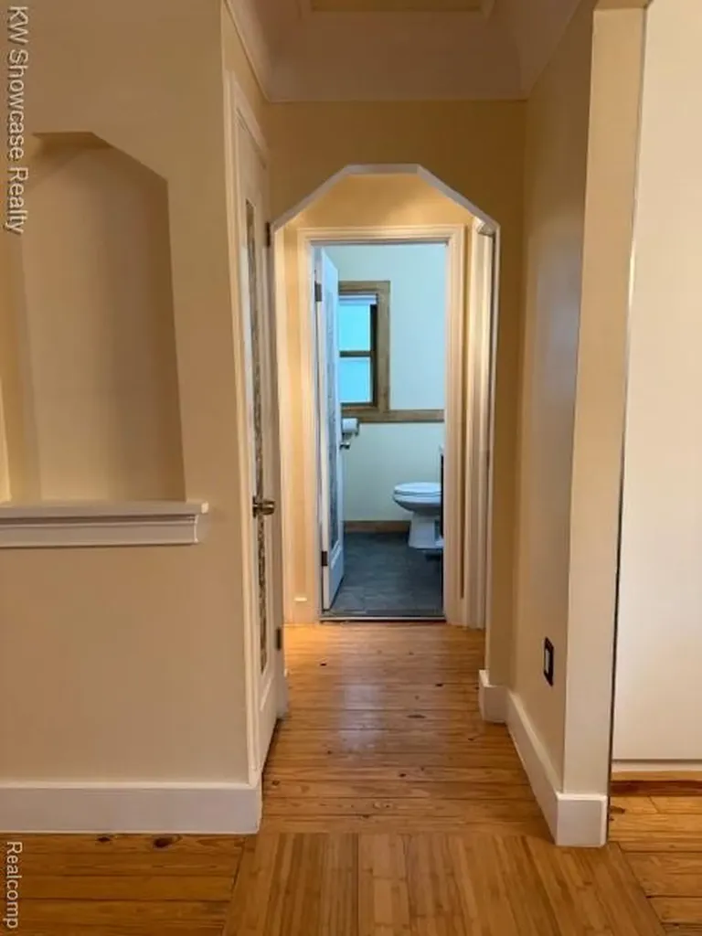609 Elkinford Drive White Lake Charter Township MI 48383