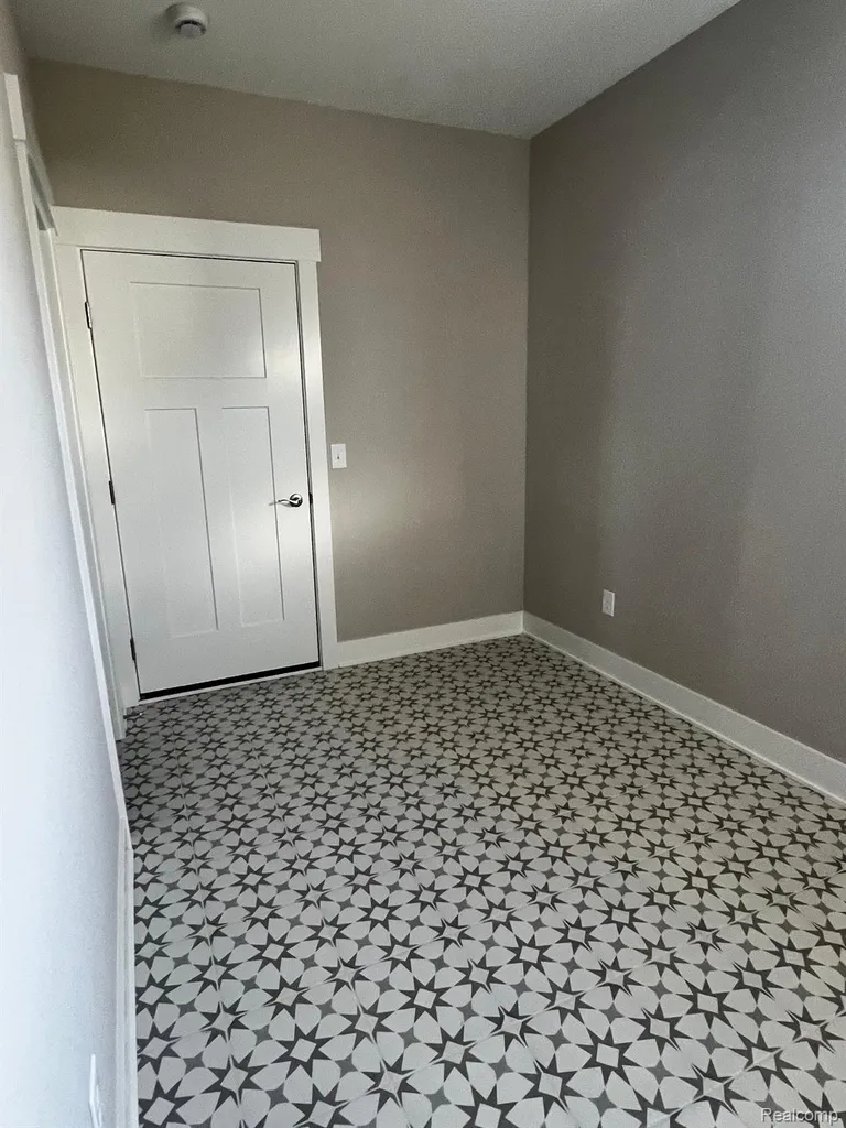 60657 Town Square Street Lyon Charter Township MI 48165