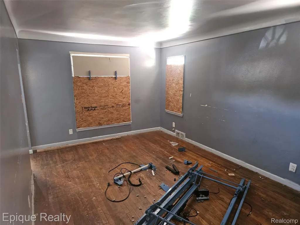 6166 Farmbrook Street Detroit City MI 48224