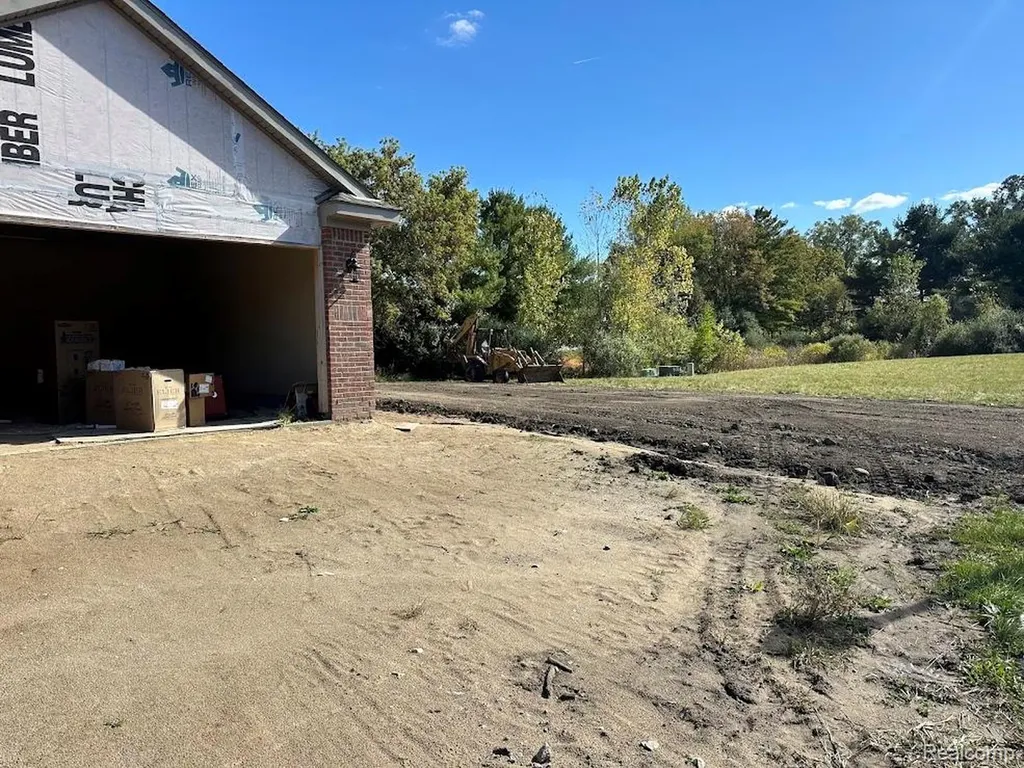 821 Chelsea Ridge Court Howell City MI 48843