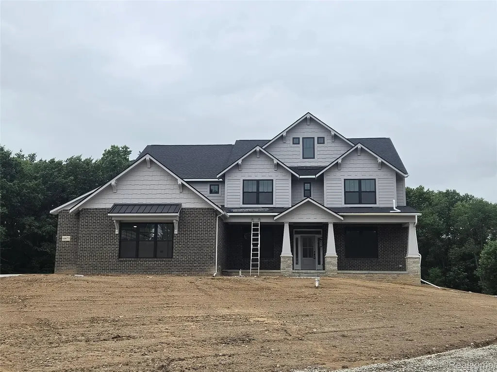 60671 Town Square Street Lyon Charter Township MI 48165
