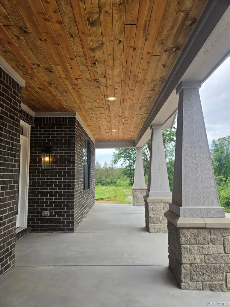 60671 Town Square Street Lyon Charter Township MI 48165