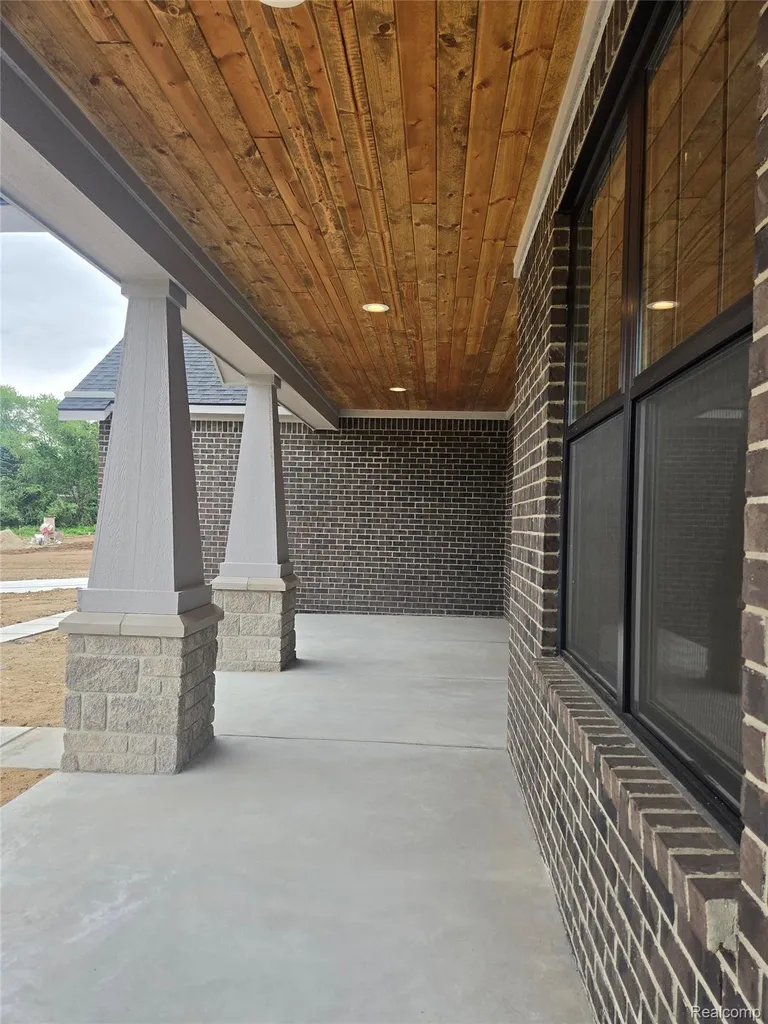 60671 Town Square Street Lyon Charter Township MI 48165