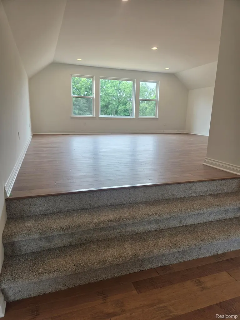 60671 Town Square Street Lyon Charter Township MI 48165