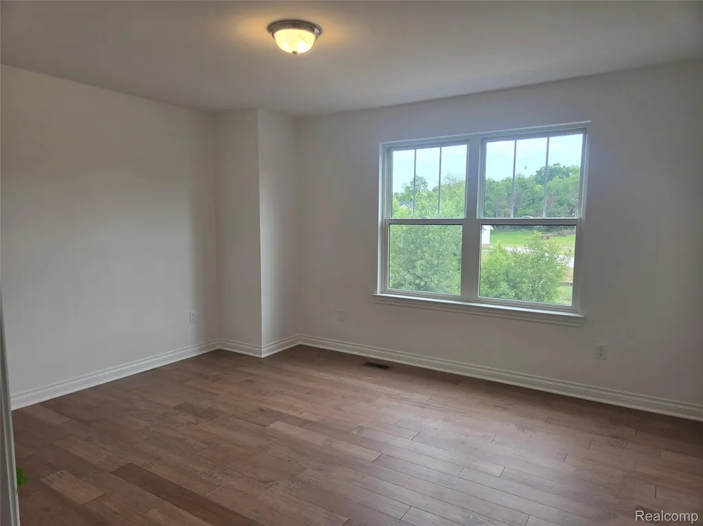 60671 Town Square Street Lyon Charter Township MI 48165