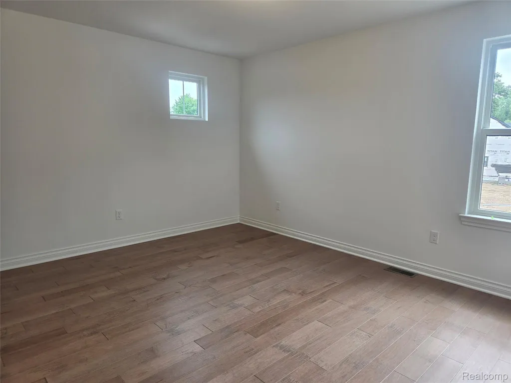60671 Town Square Street Lyon Charter Township MI 48165
