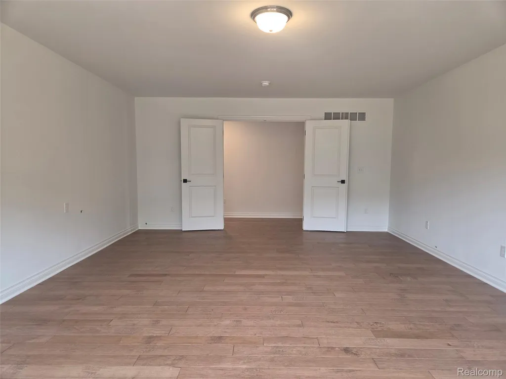 60671 Town Square Street Lyon Charter Township MI 48165