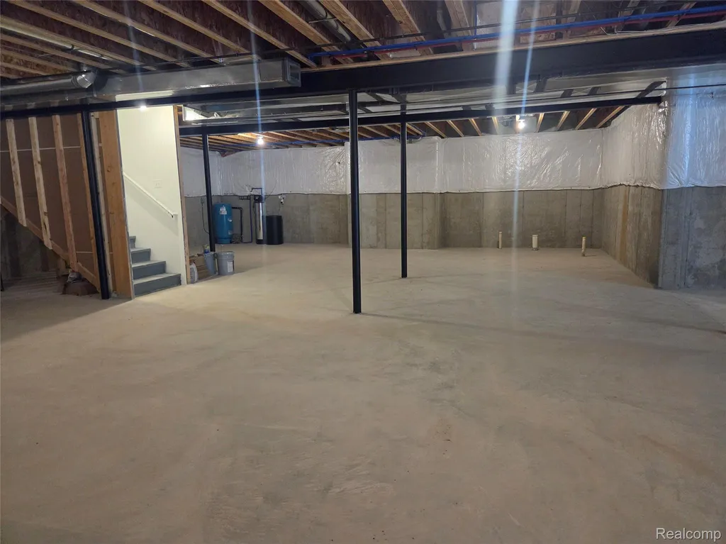 60671 Town Square Street Lyon Charter Township MI 48165