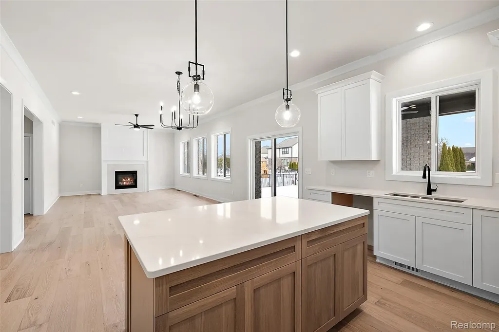 17824 Biscayne Drive Macomb Township MI 48042