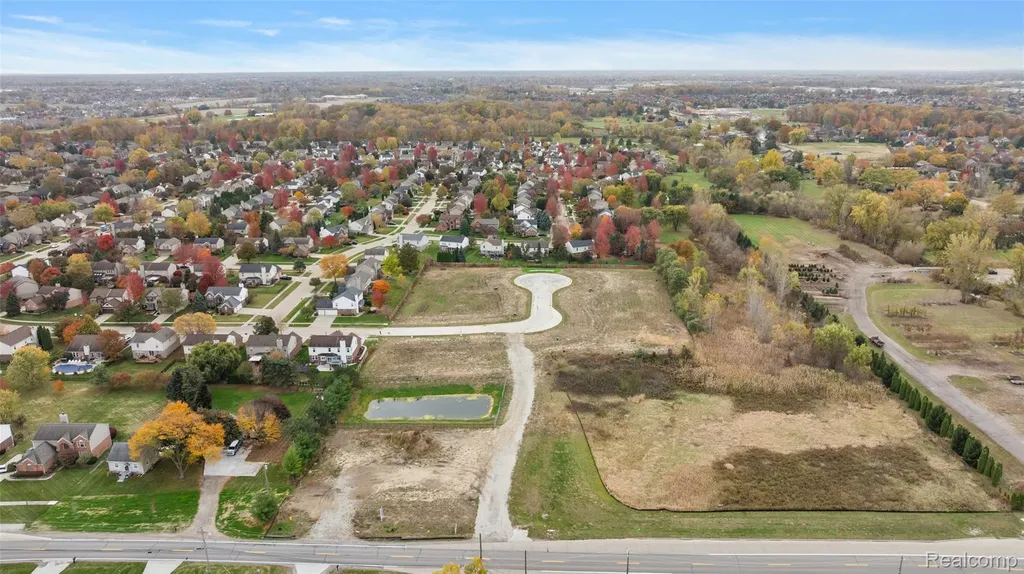 17824 Biscayne Drive Macomb Township MI 48042
