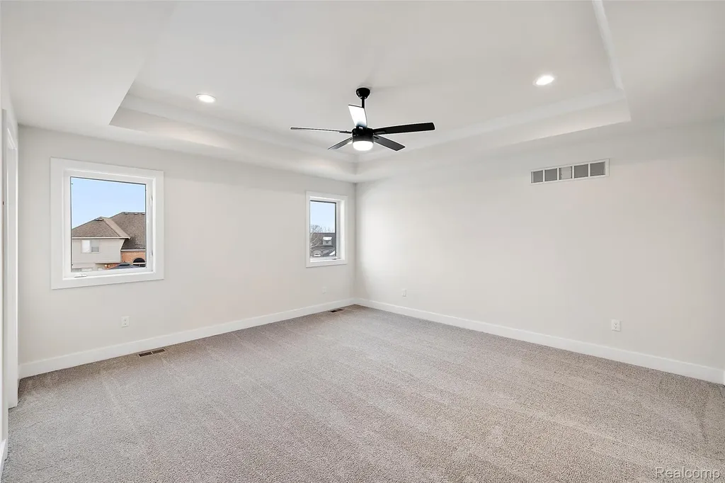 17824 Biscayne Drive Macomb Township MI 48042