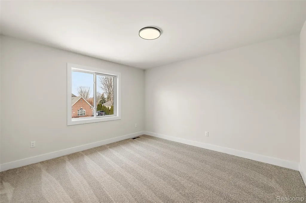17824 Biscayne Drive Macomb Township MI 48042