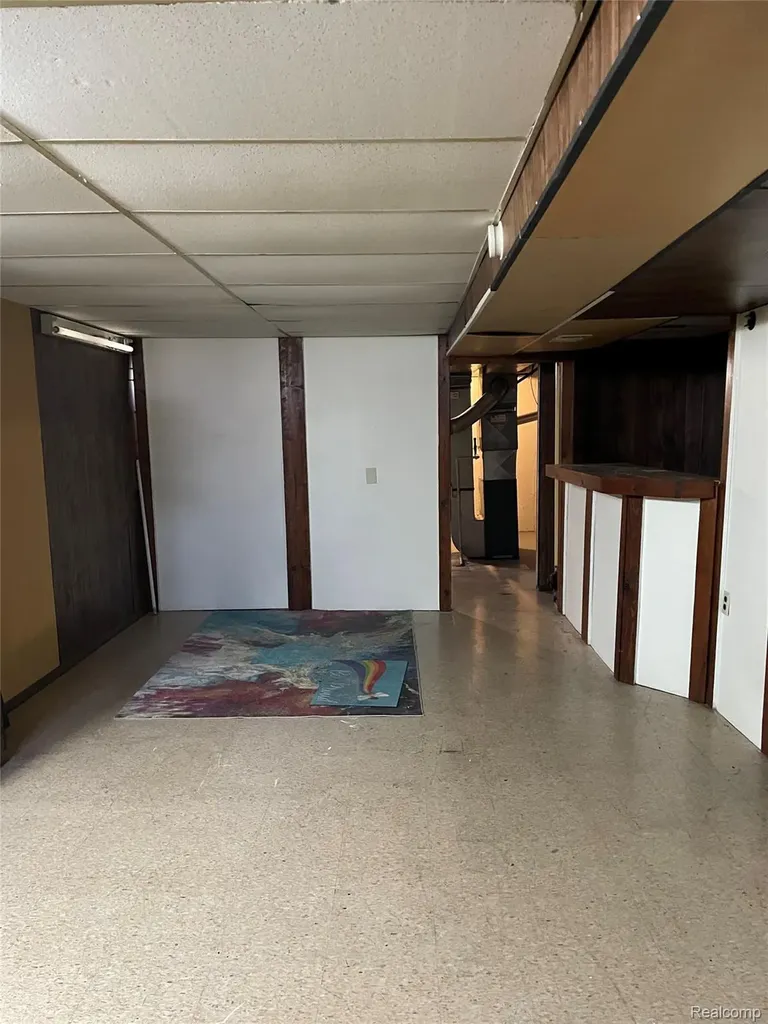 13958 Champagne Drive Sterling Heights City MI 48312