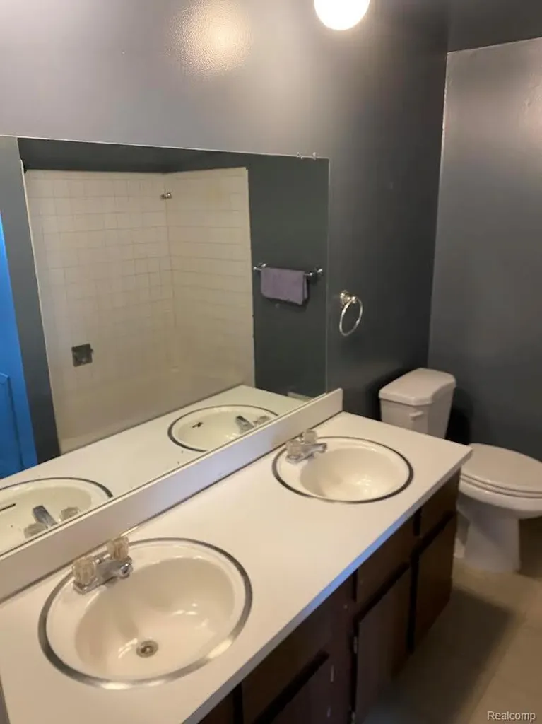 13958 Champagne Drive Sterling Heights City MI 48312