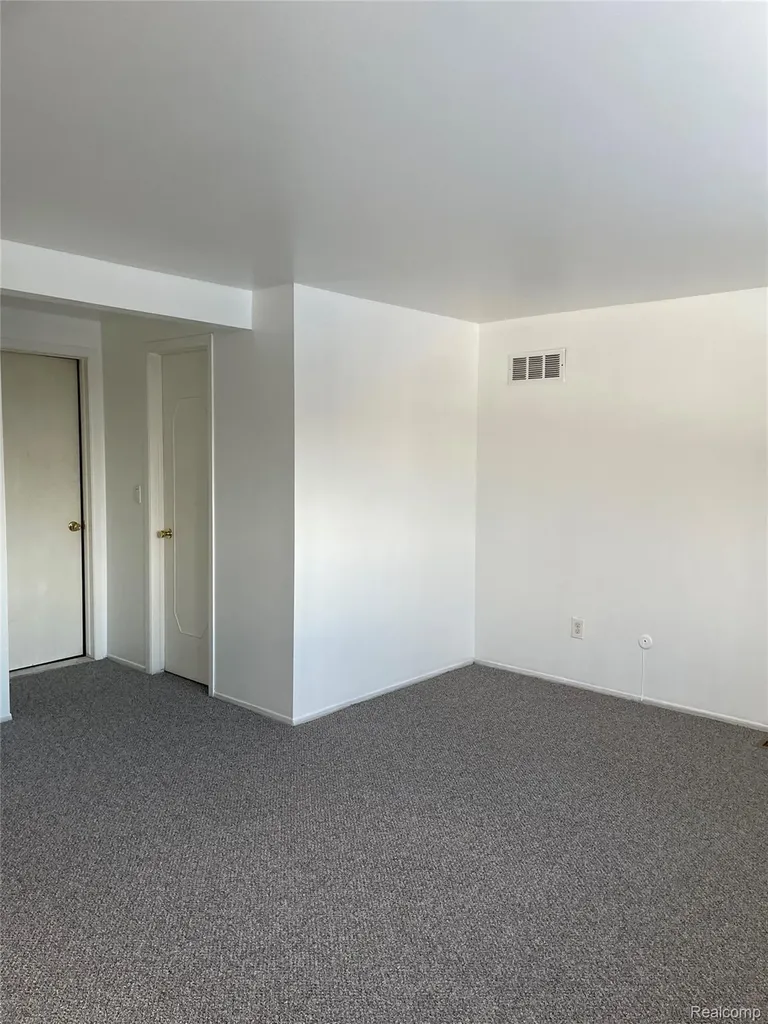 13958 Champagne Drive Sterling Heights City MI 48312