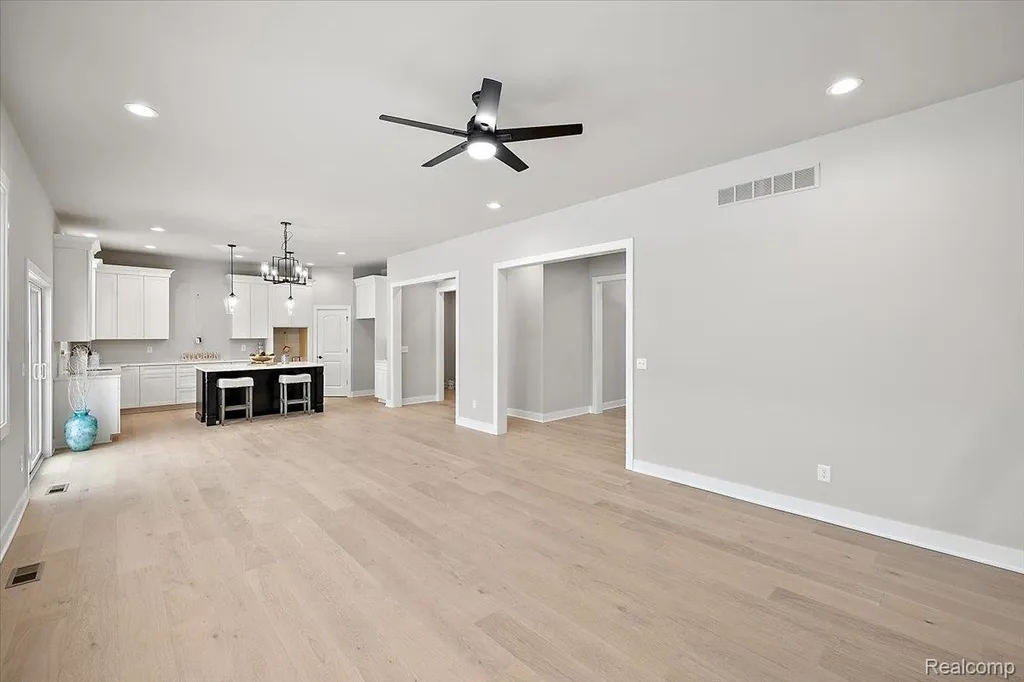 17827 Biscayne Drive Macomb Township MI 48042