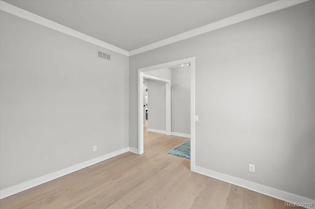 17827 Biscayne Drive Macomb Township MI 48042
