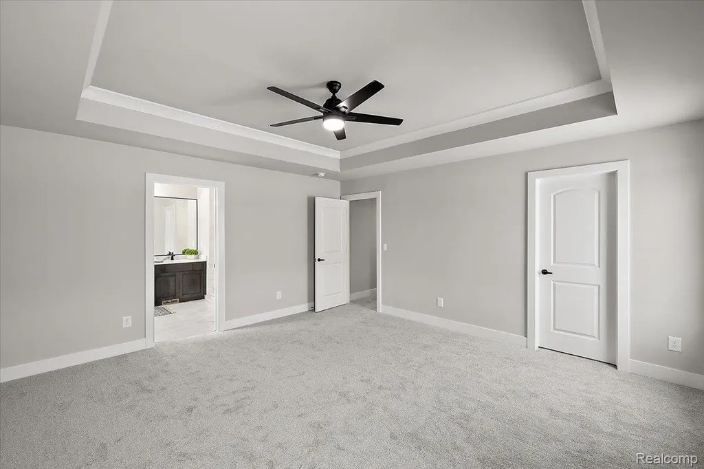 17827 Biscayne Drive Macomb Township MI 48042