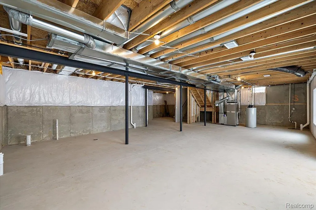 17827 Biscayne Drive Macomb Township MI 48042