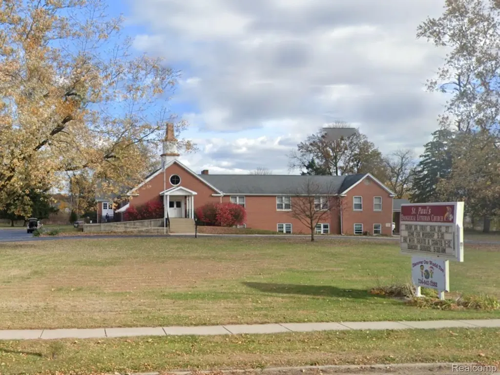 9144 Lewis Avenue Bedford Township MI 48182