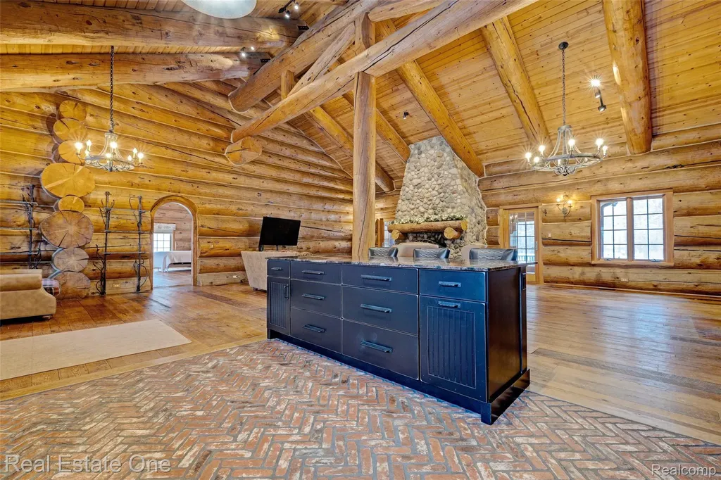 4340 Lahring Road Holly Township MI 48442