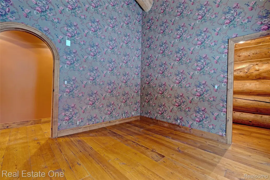 4340 Lahring Road Holly Township MI 48442