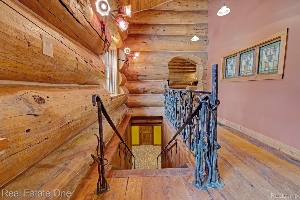 4340 Lahring Road Holly Township MI 48442