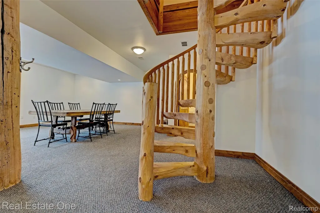 4340 Lahring Road Holly Township MI 48442
