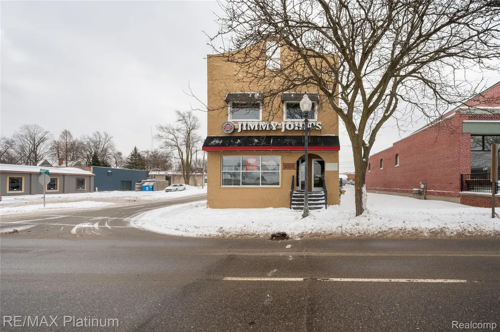 11528 S Saginaw Street Grand Blanc City MI 48439
