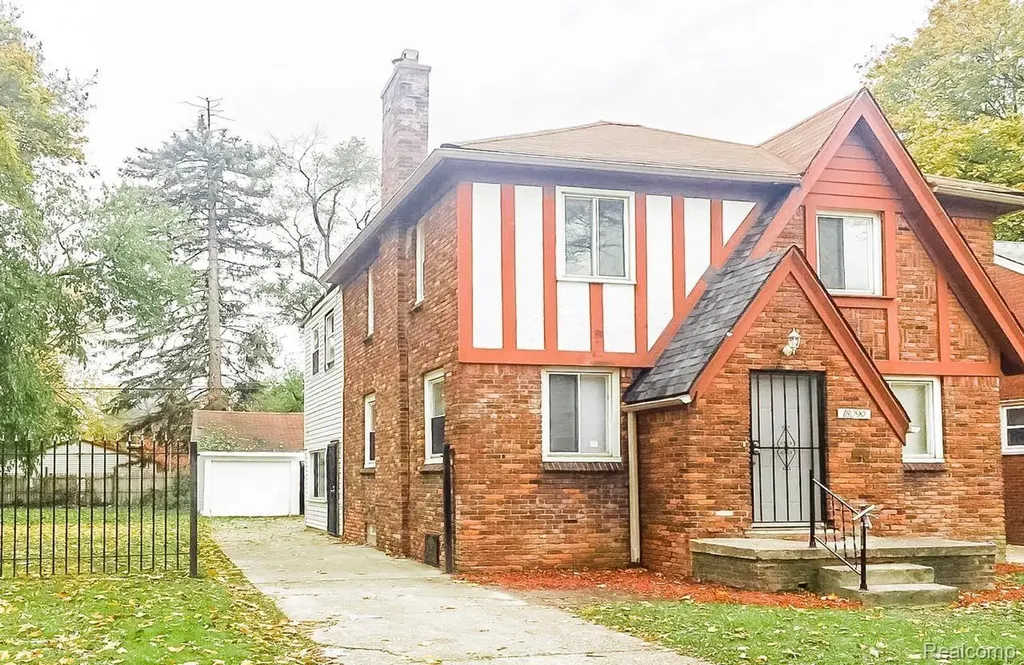 18099 Blackmoor Street Detroit City MI 48234