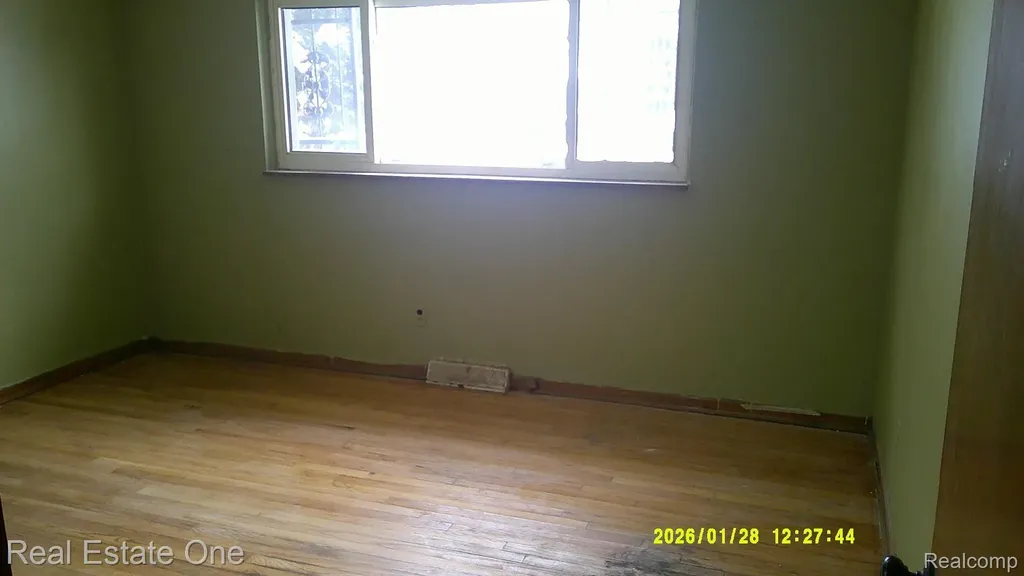 20435 Basil Street Detroit City MI 48235