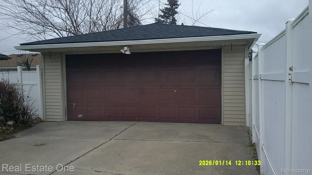 20435 Basil Street Detroit City MI 48235