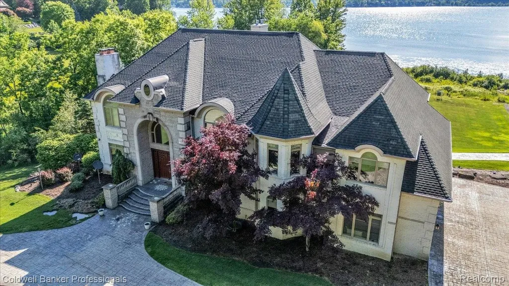 4359 Longview Drive Elba Township MI 48446