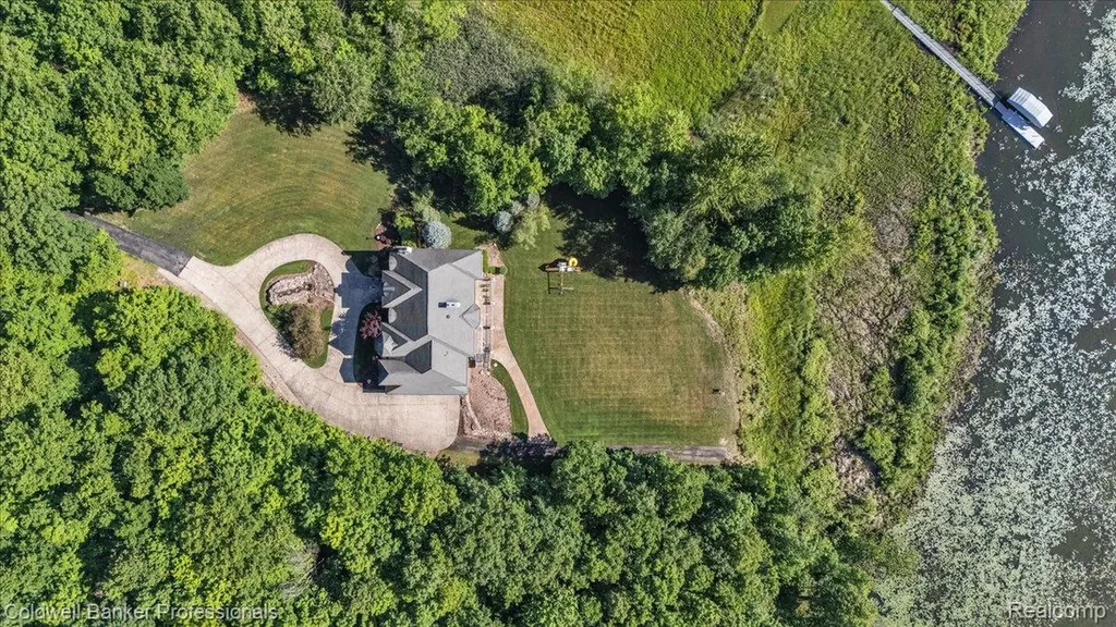 4359 Longview Drive Elba Township MI 48446