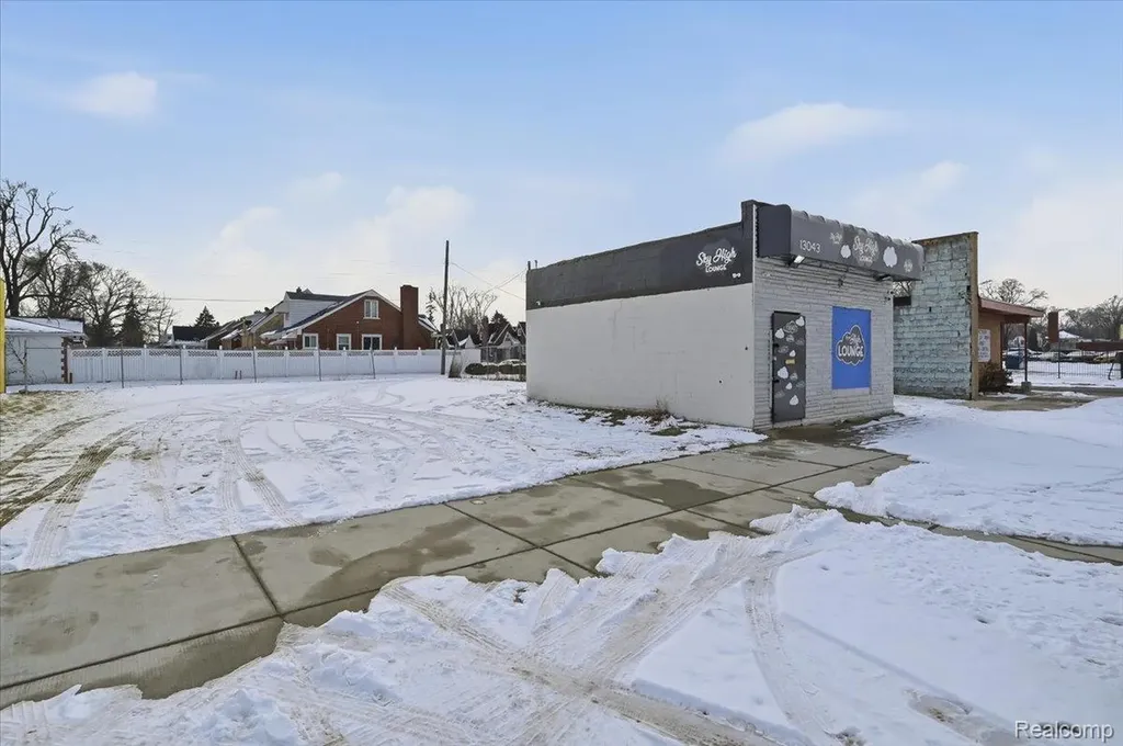 13043 Puritan Street Detroit City MI 48227