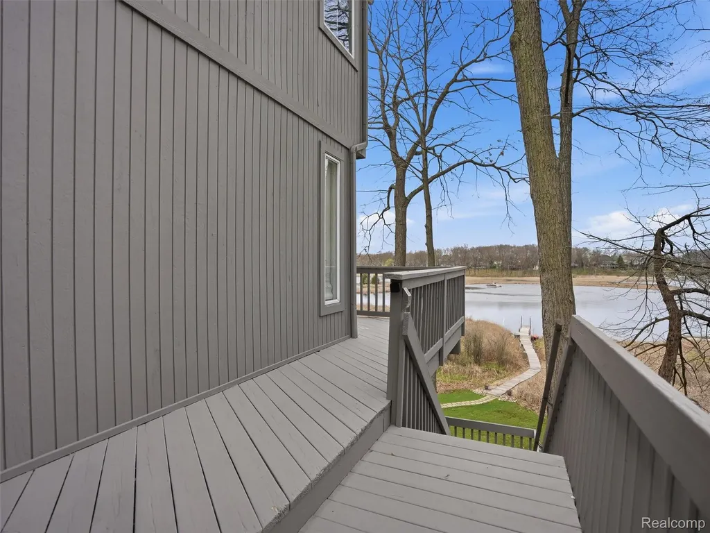 4965 Grover Drive Genoa Township MI 48116