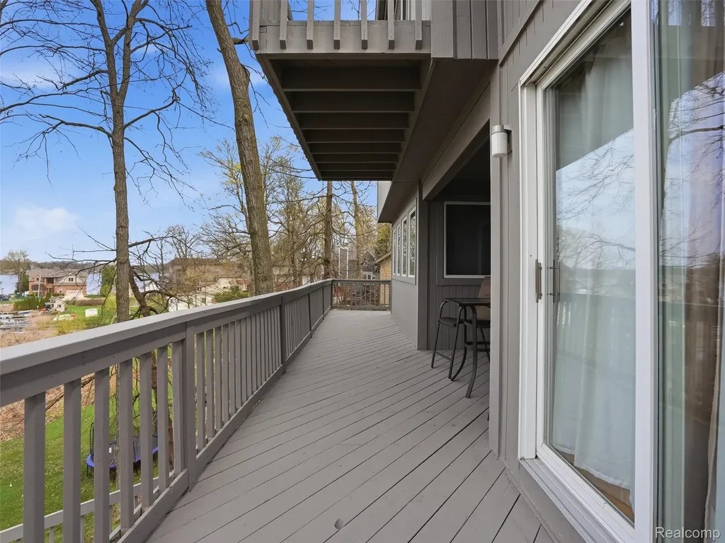4965 Grover Drive Genoa Township MI 48116