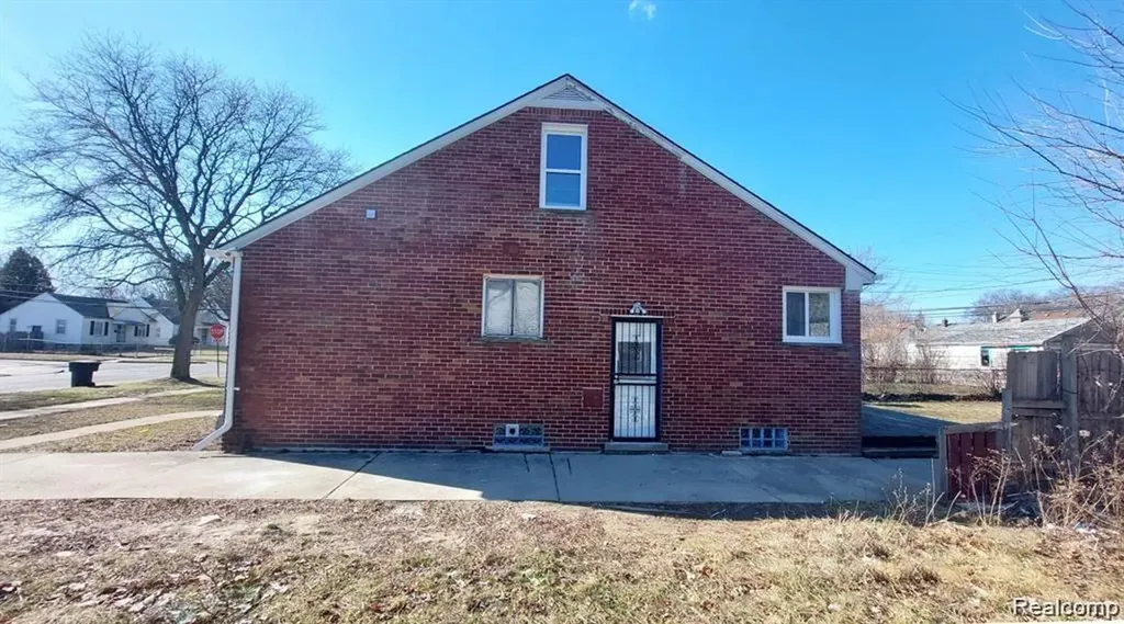 15411 E State Fair Street Detroit City MI 48205
