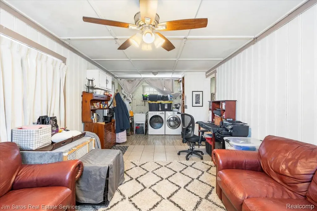 26692 Chippendale Street Roseville City MI 48066